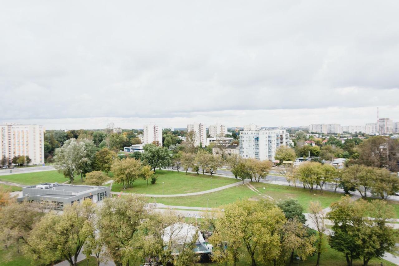 Luxlux Apartments Metro Slodowiec وارسو المظهر الخارجي الصورة