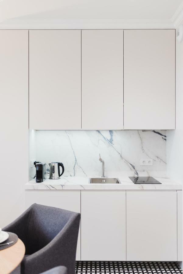 Luxlux Apartments Metro Slodowiec وارسو المظهر الخارجي الصورة